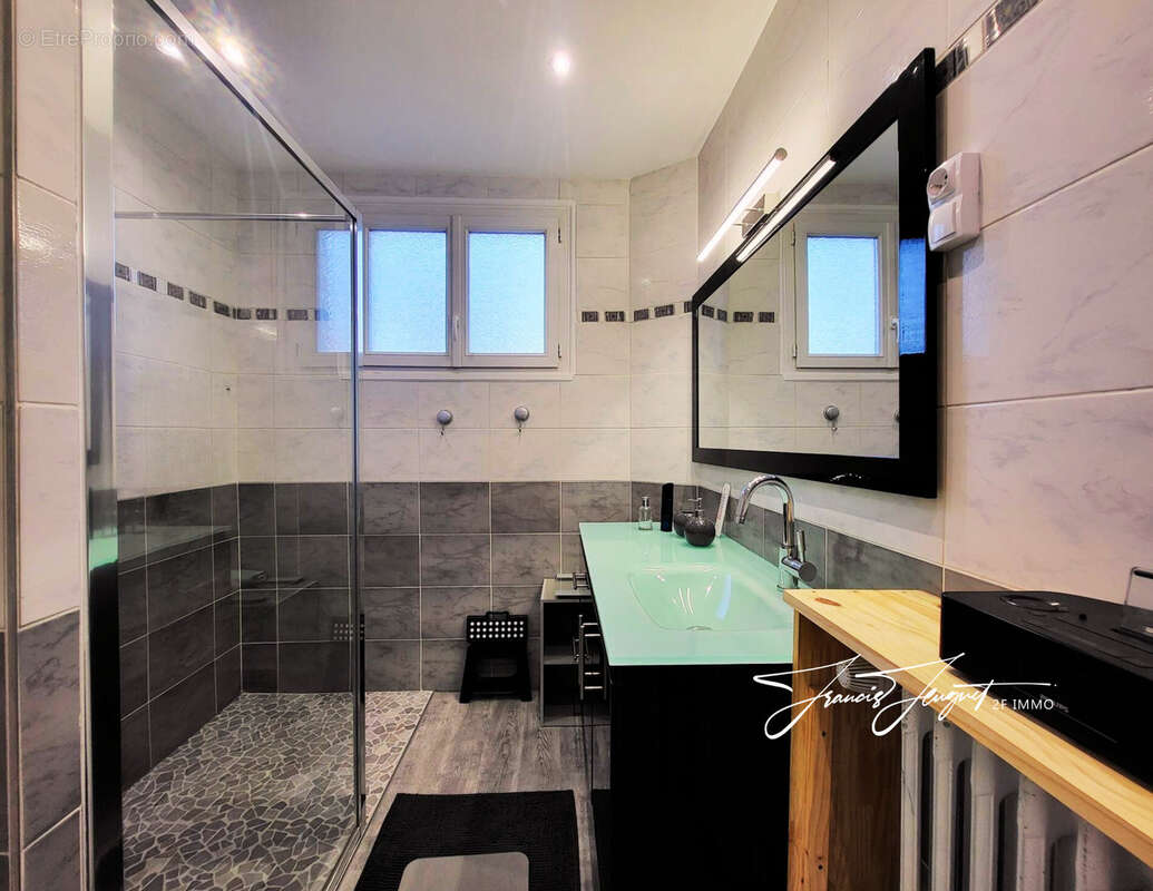 Appartement à QUINTAL