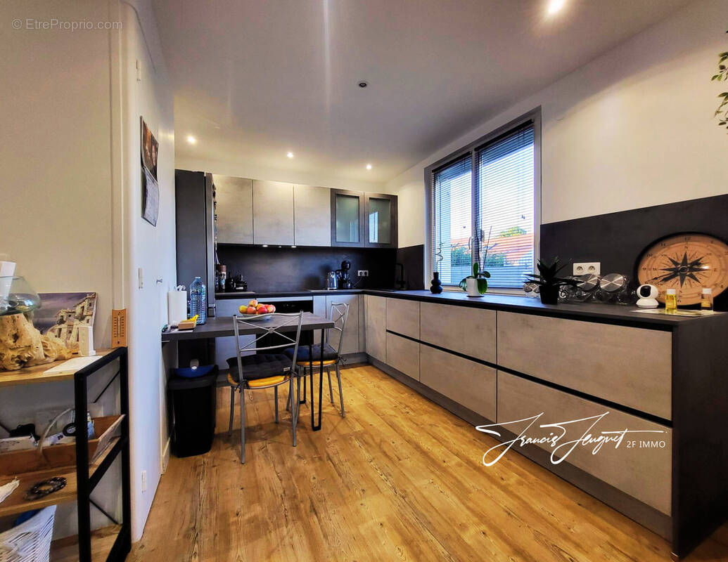 Appartement à QUINTAL