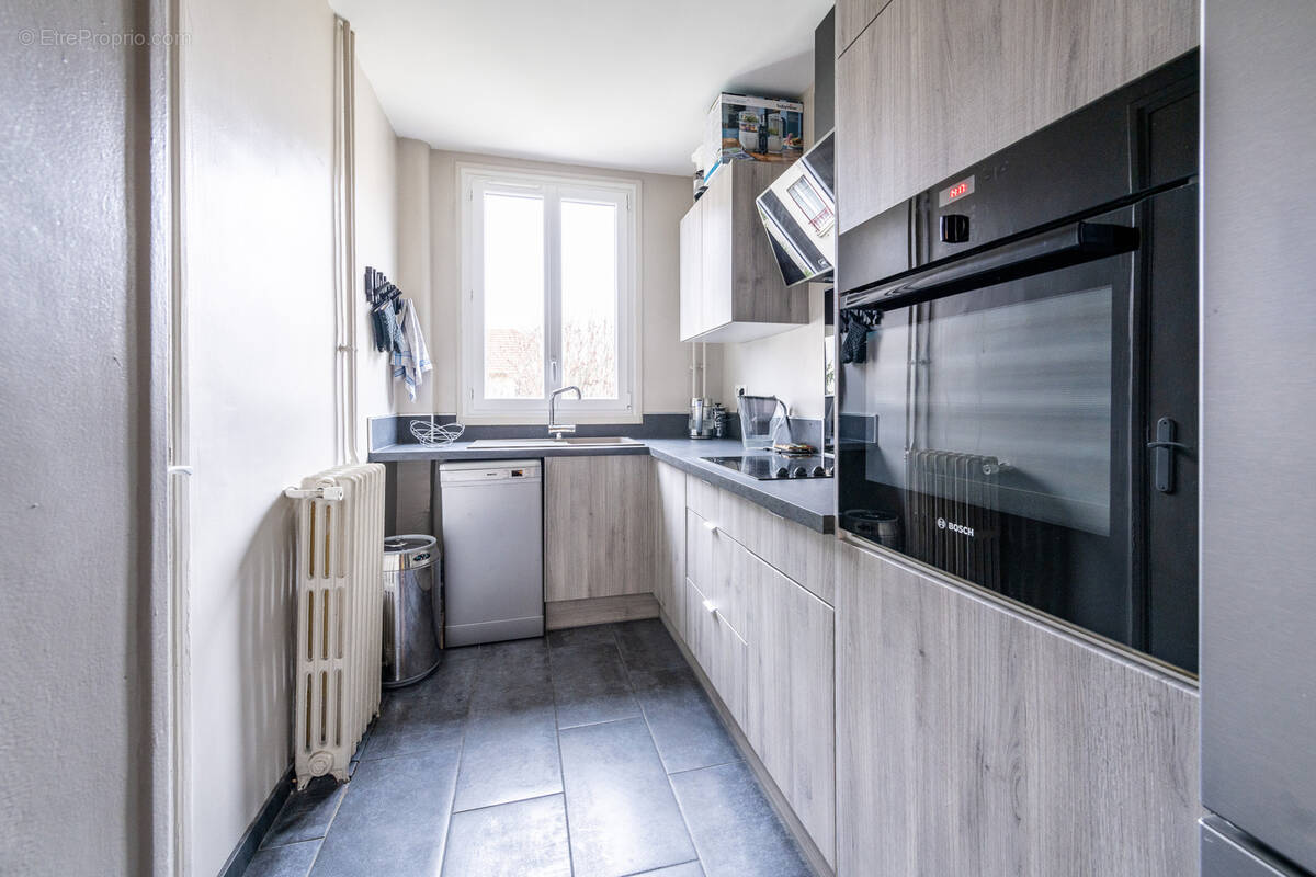 Appartement à LE PERREUX-SUR-MARNE