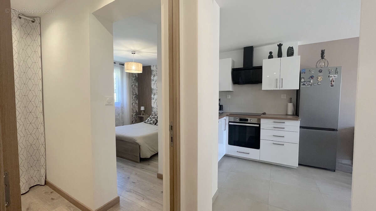 Appartement à SIX-FOURS-LES-PLAGES