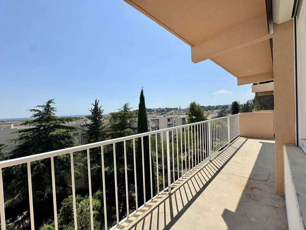 Appartement à NIMES