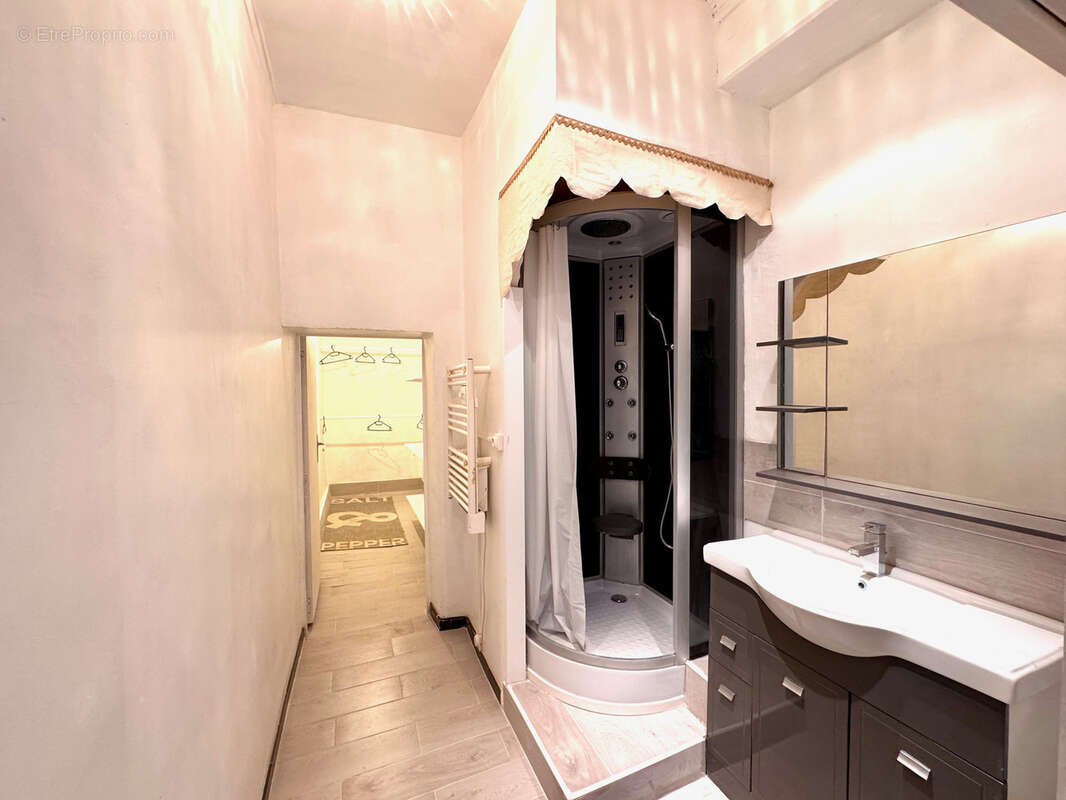 Maison à MONTREDON-DES-CORBIERES