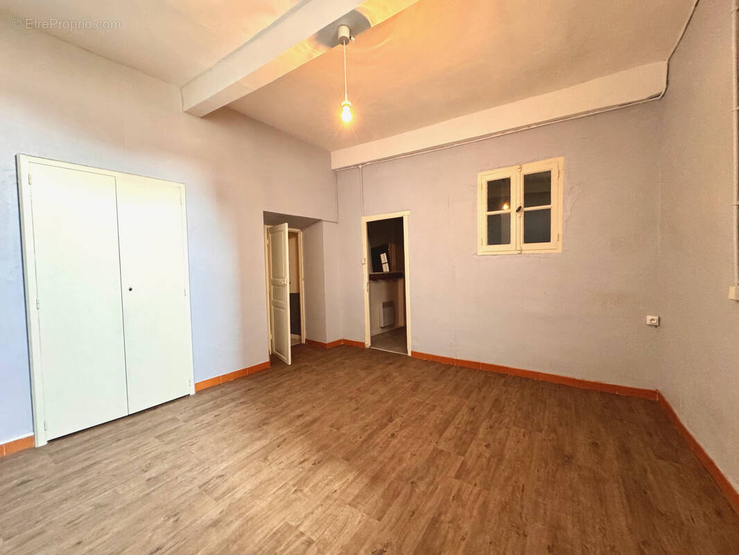 Maison à MONTREDON-DES-CORBIERES