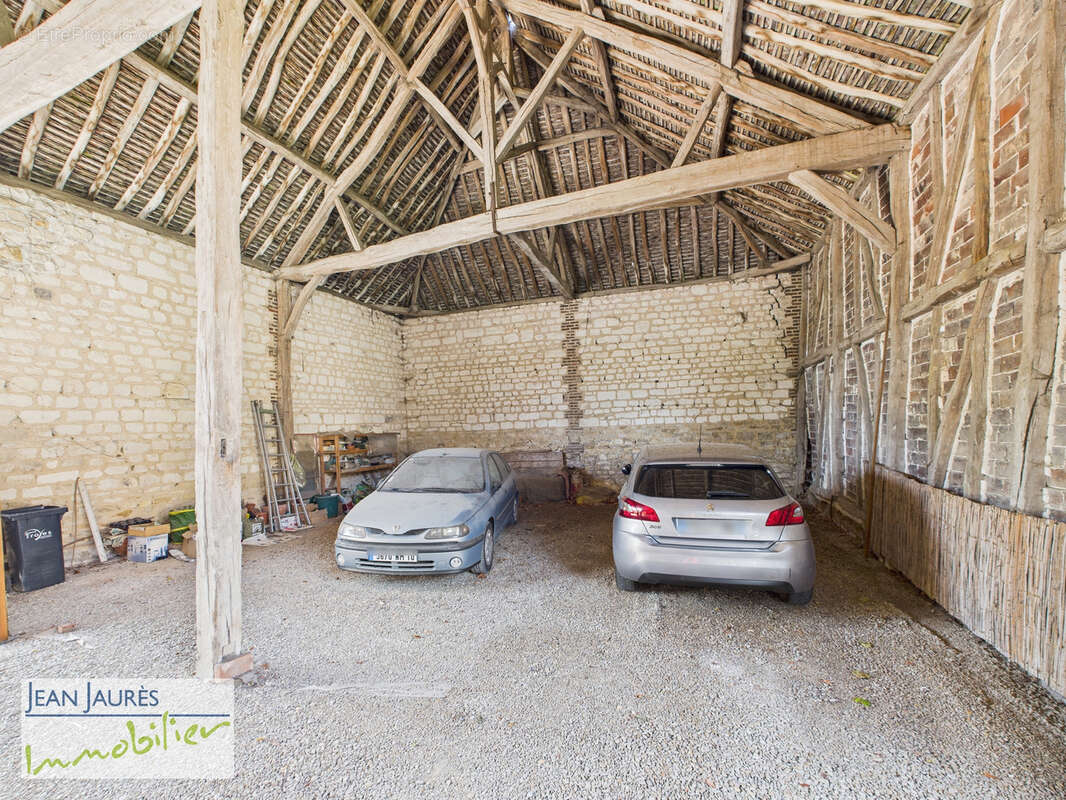 Maison à TORVILLIERS