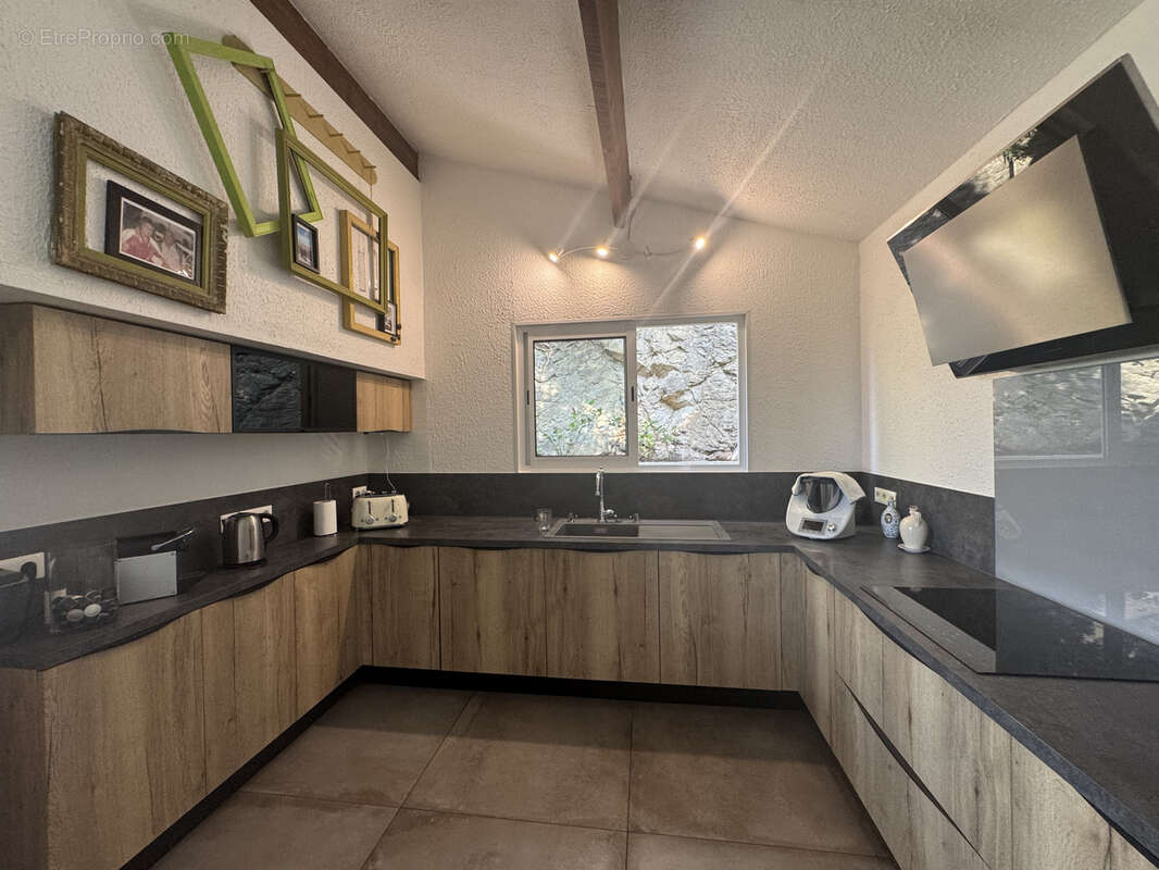 Maison à BORMES-LES-MIMOSAS