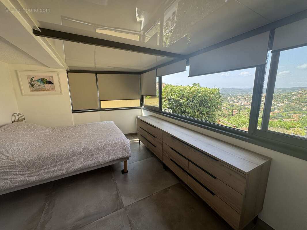 Maison à BORMES-LES-MIMOSAS