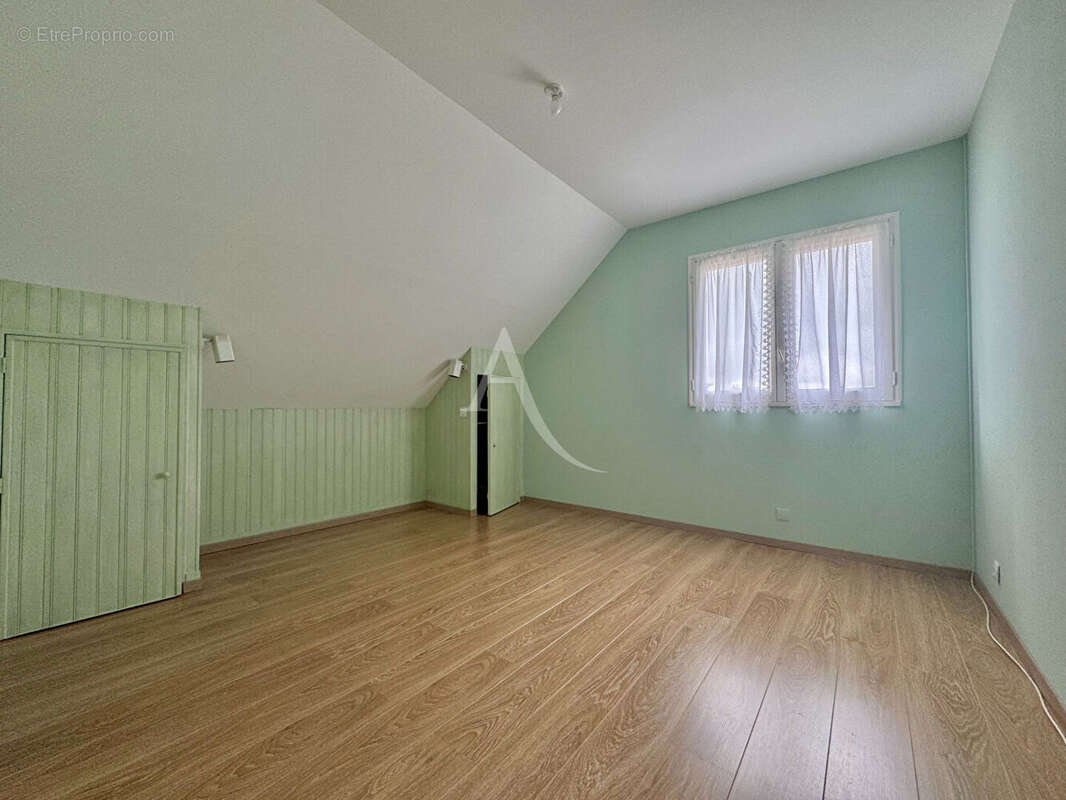 Maison à BARON-SUR-ODON