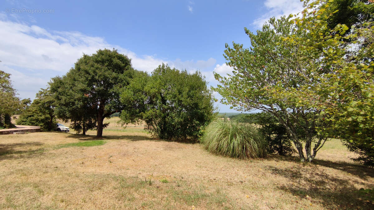 Maison à BAGAT-EN-QUERCY