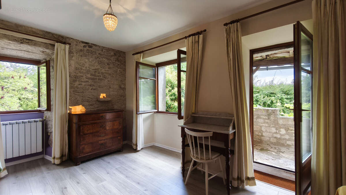 Maison à BAGAT-EN-QUERCY