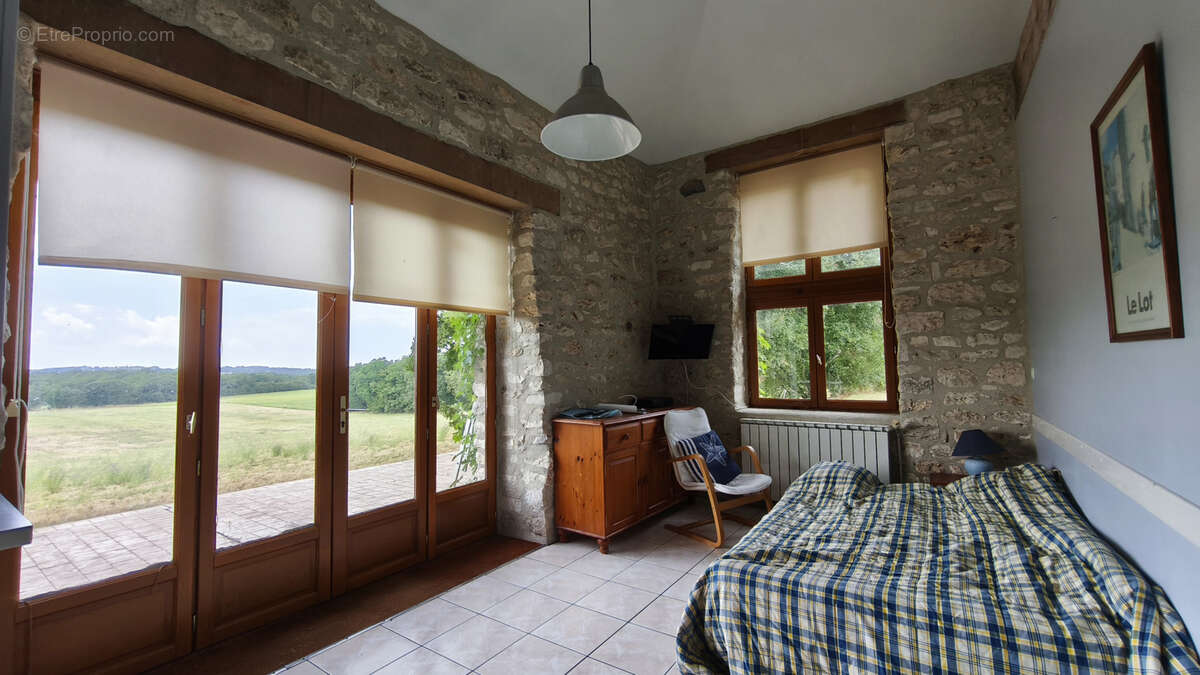 Maison à BAGAT-EN-QUERCY