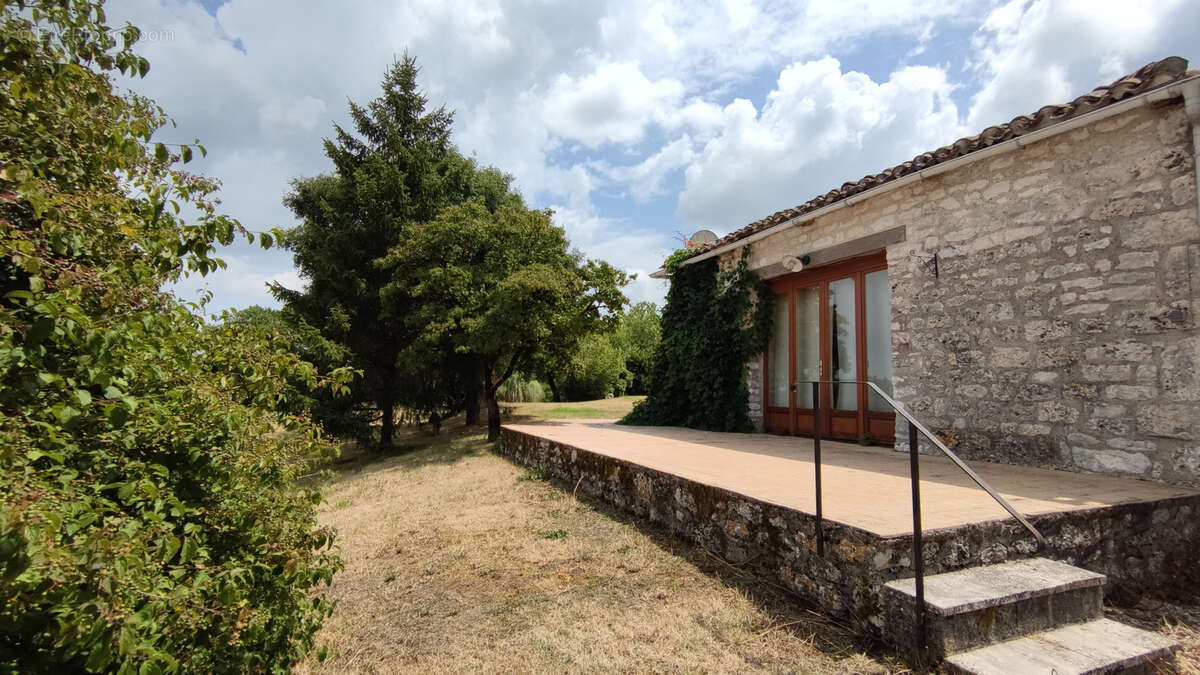 Maison à BAGAT-EN-QUERCY