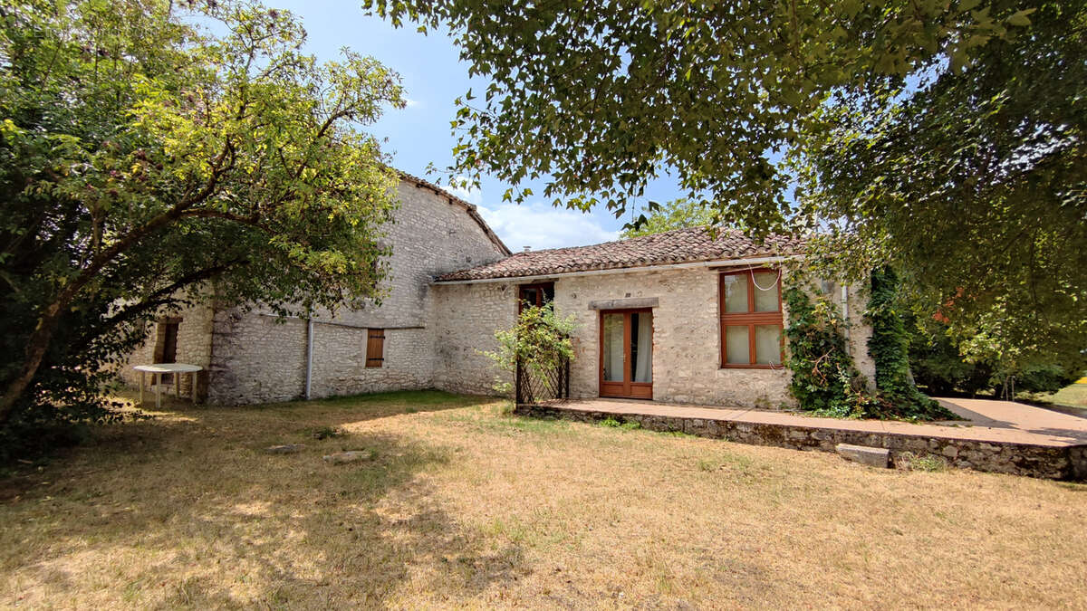 Maison à BAGAT-EN-QUERCY