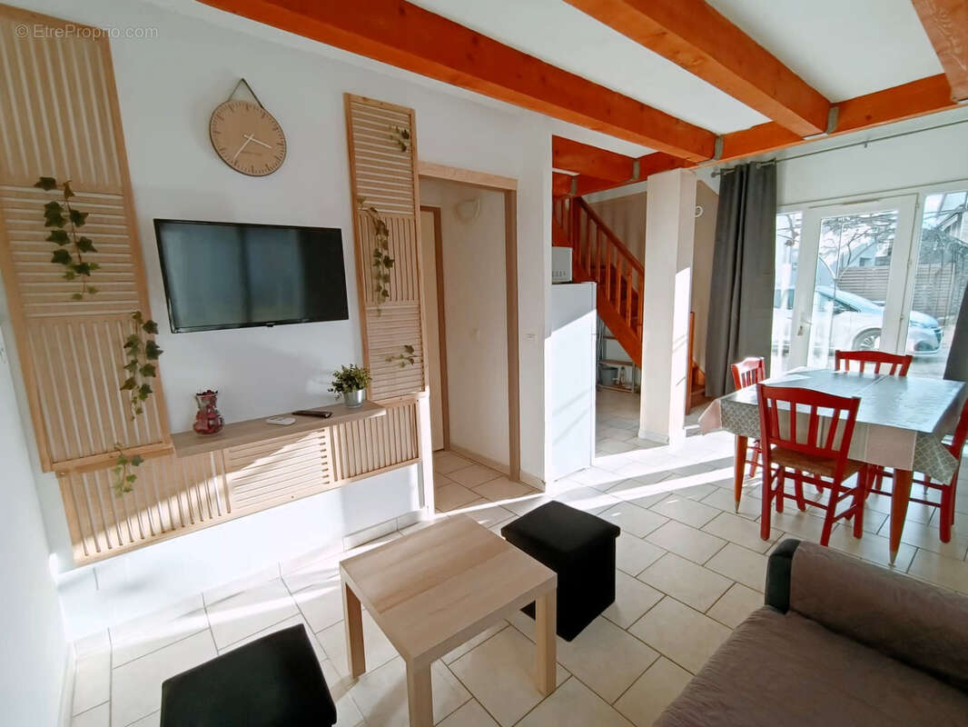 Appartement à VALLON-PONT-D&#039;ARC