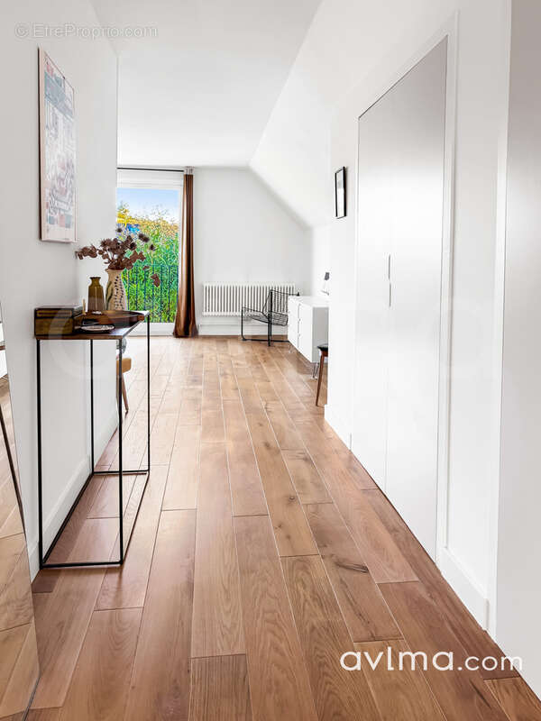 Maison à SAINT-NOM-LA-BRETECHE