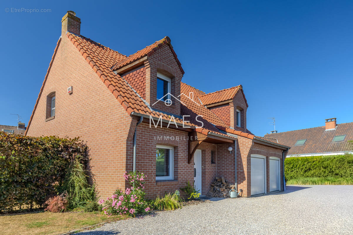 Maison à QUESNOY-SUR-DEULE