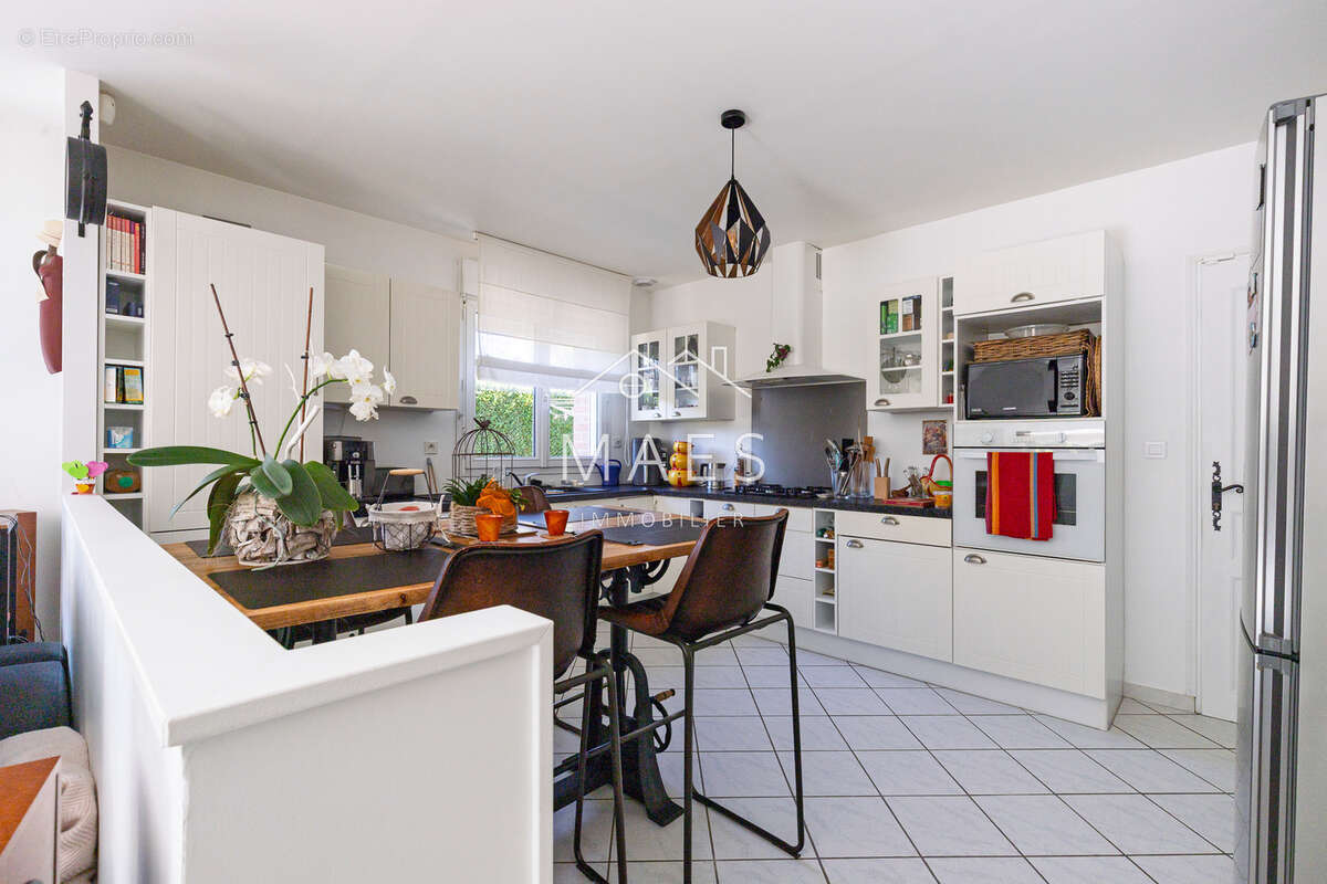 Maison à QUESNOY-SUR-DEULE