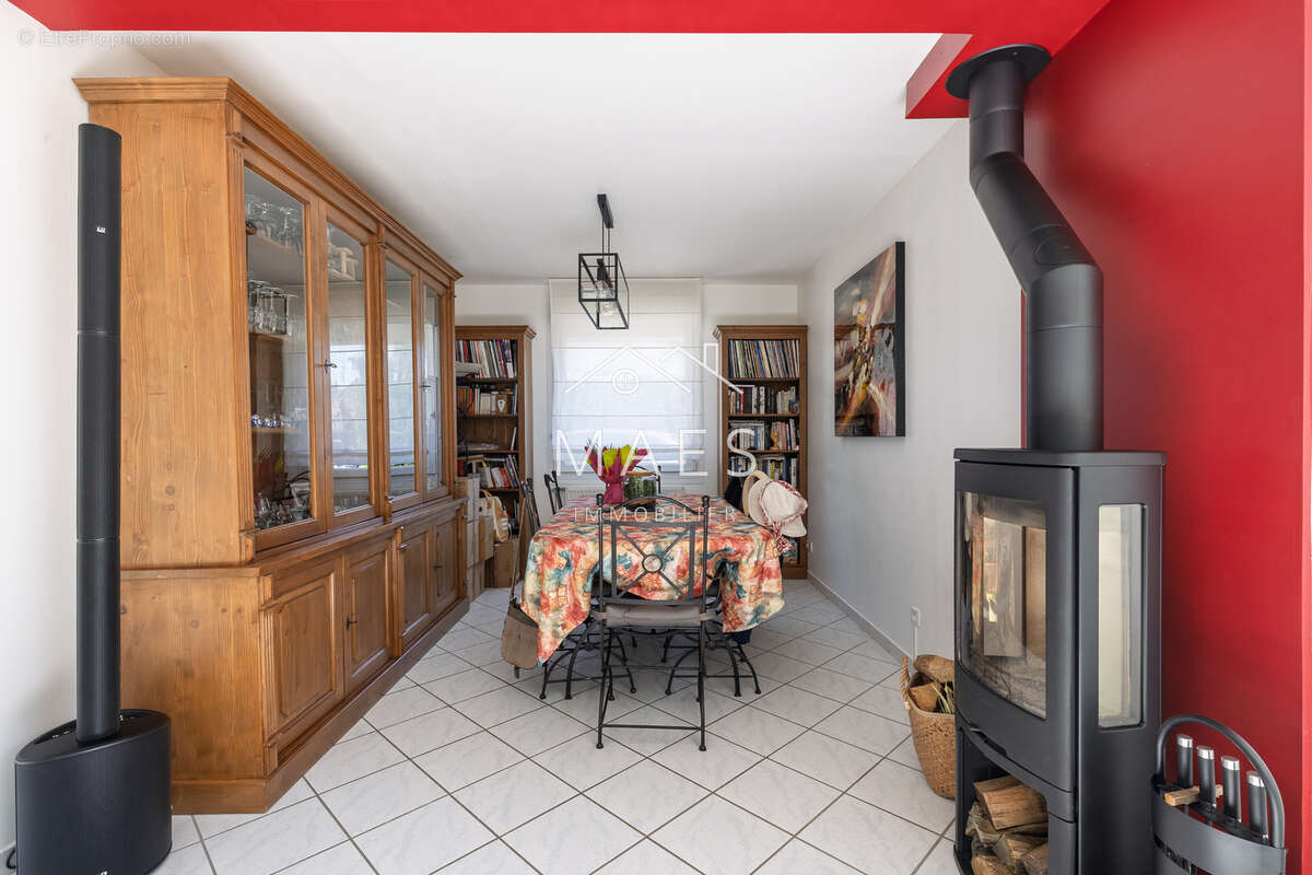 Maison à QUESNOY-SUR-DEULE