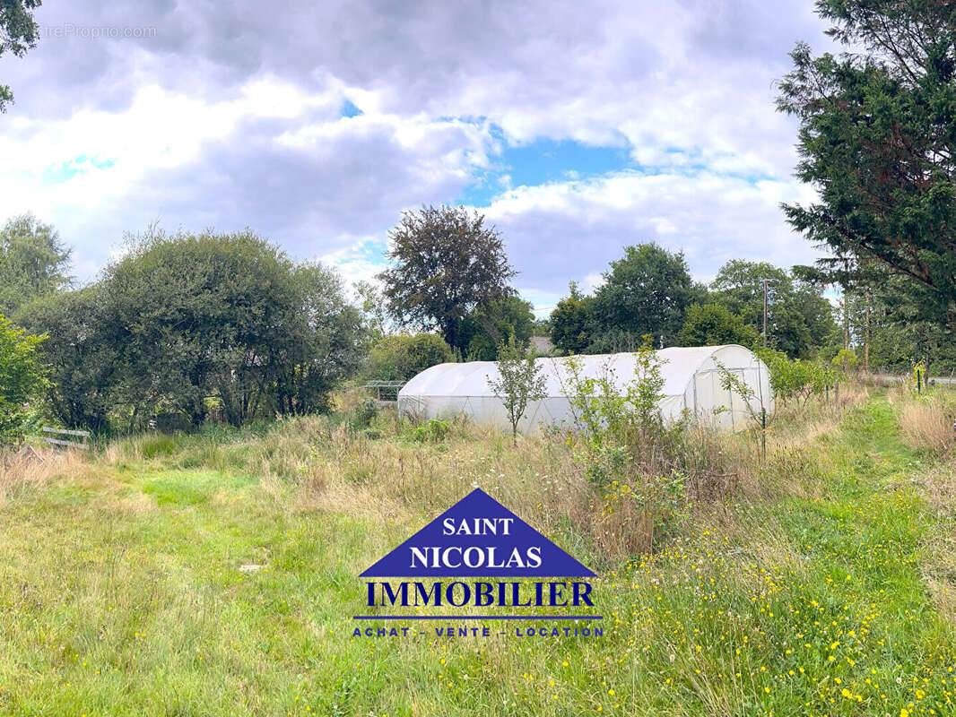 Terrain à CHATEAUBRIANT