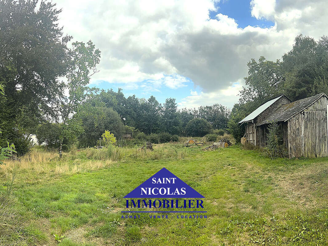 Terrain à CHATEAUBRIANT