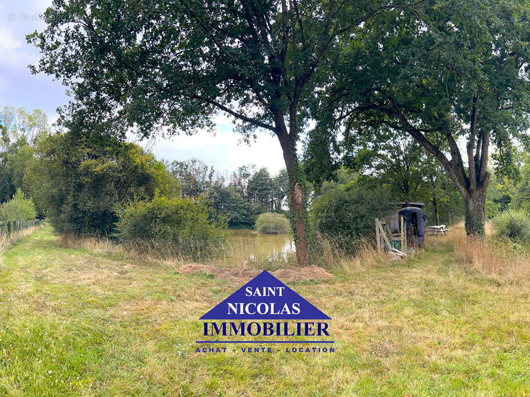 Terrain à CHATEAUBRIANT