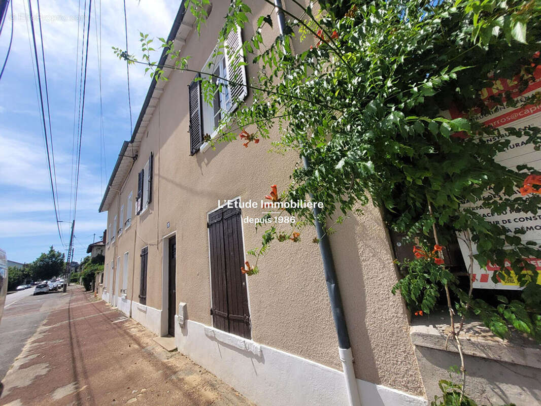 Maison à RILLIEUX-LA-PAPE