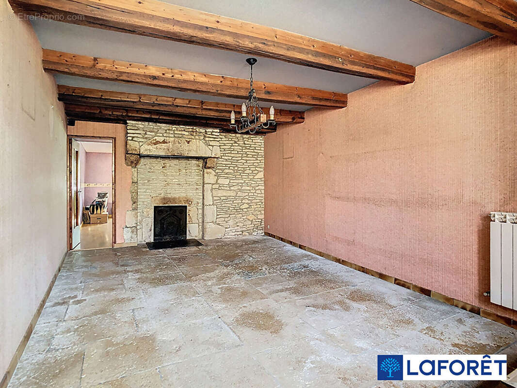 Maison à BOUSSENOIS