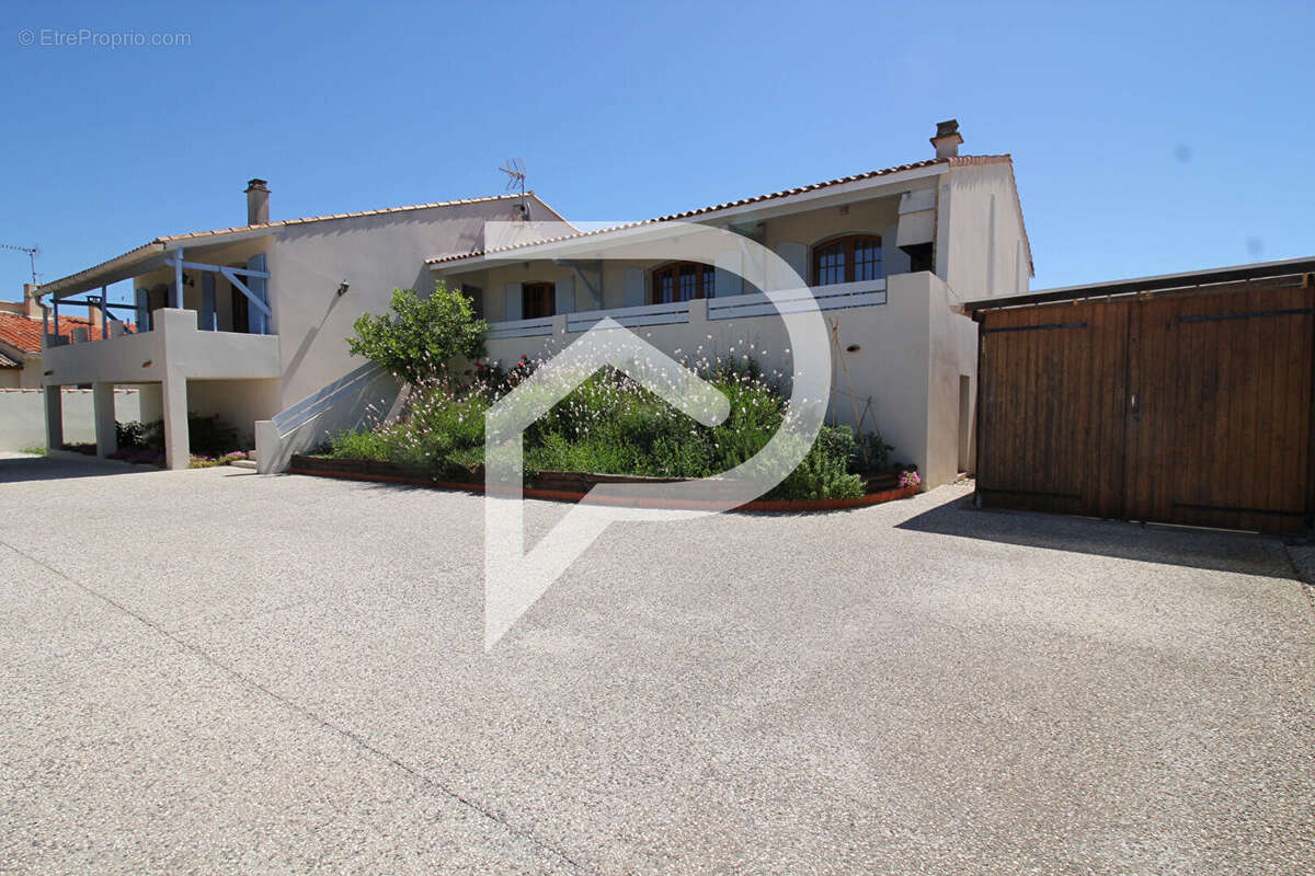 Maison à AIGUES-MORTES