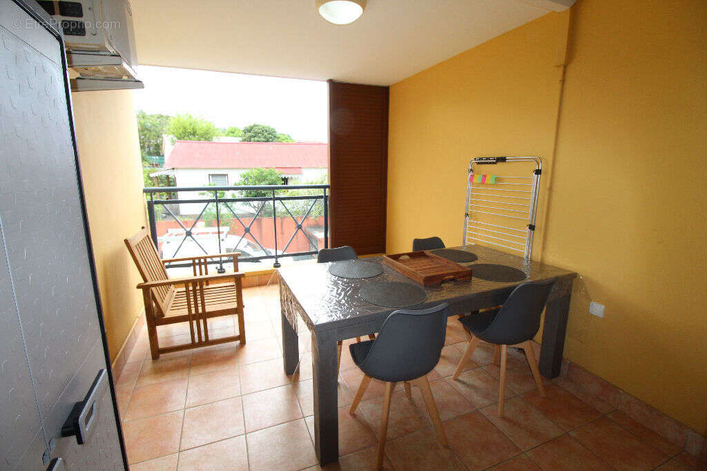 Appartement à SAINT-DENIS