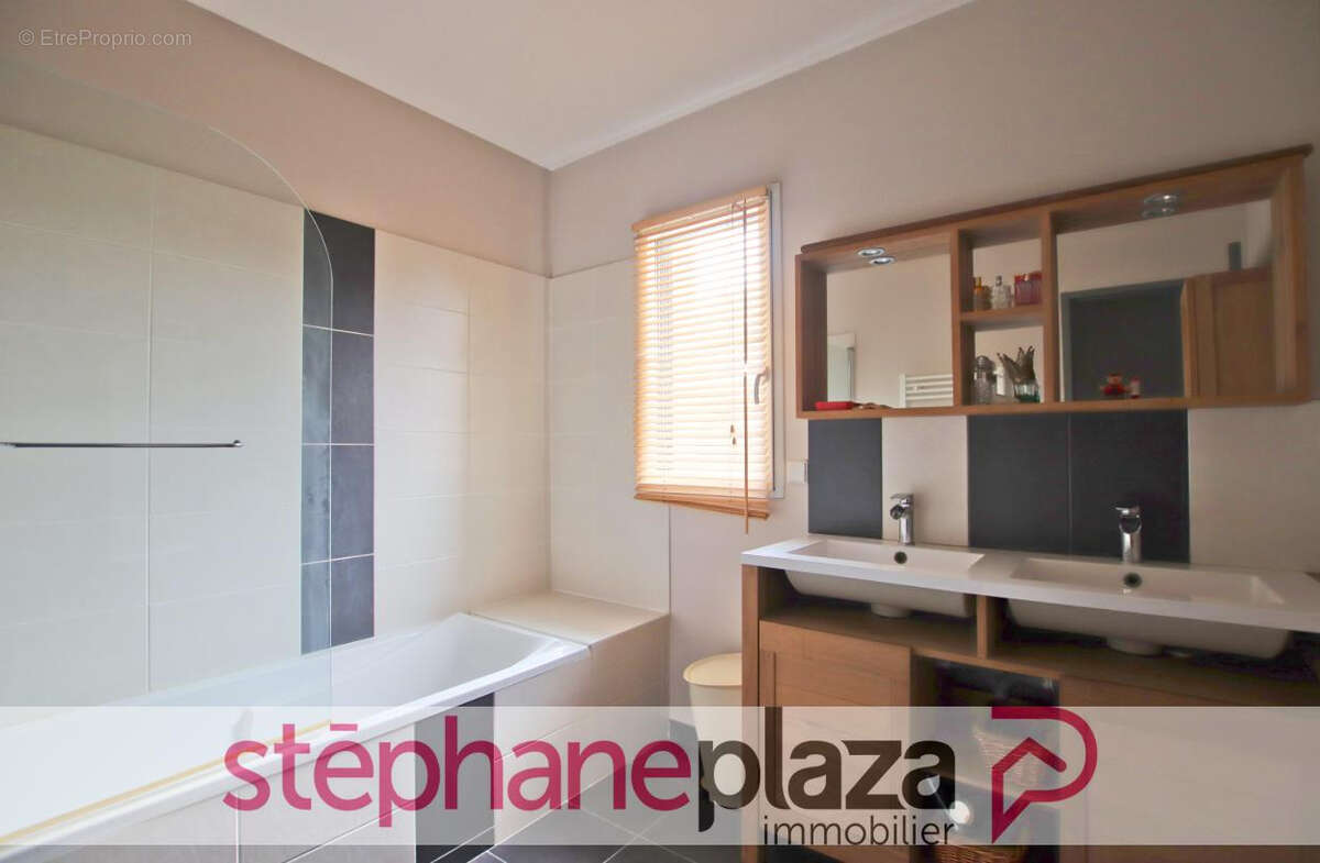 Maison à CHATEAUGIRON