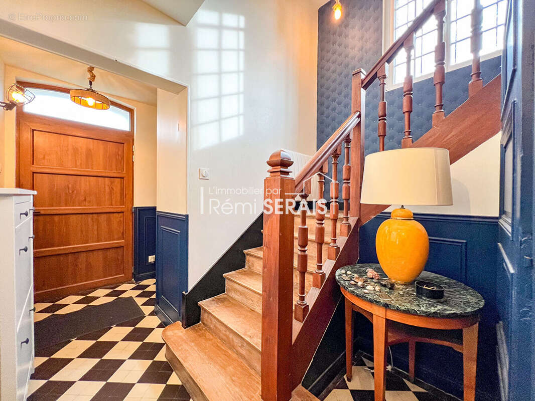 Maison à AUNAY-SUR-ODON