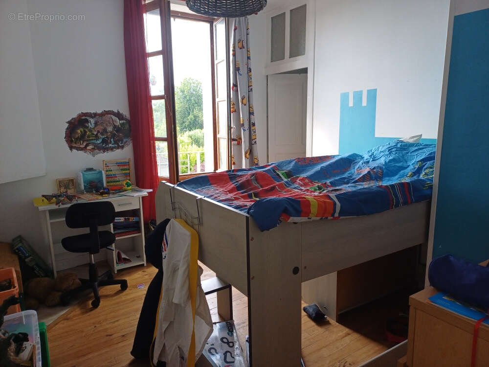 Maison à BAGNAC-SUR-CELE