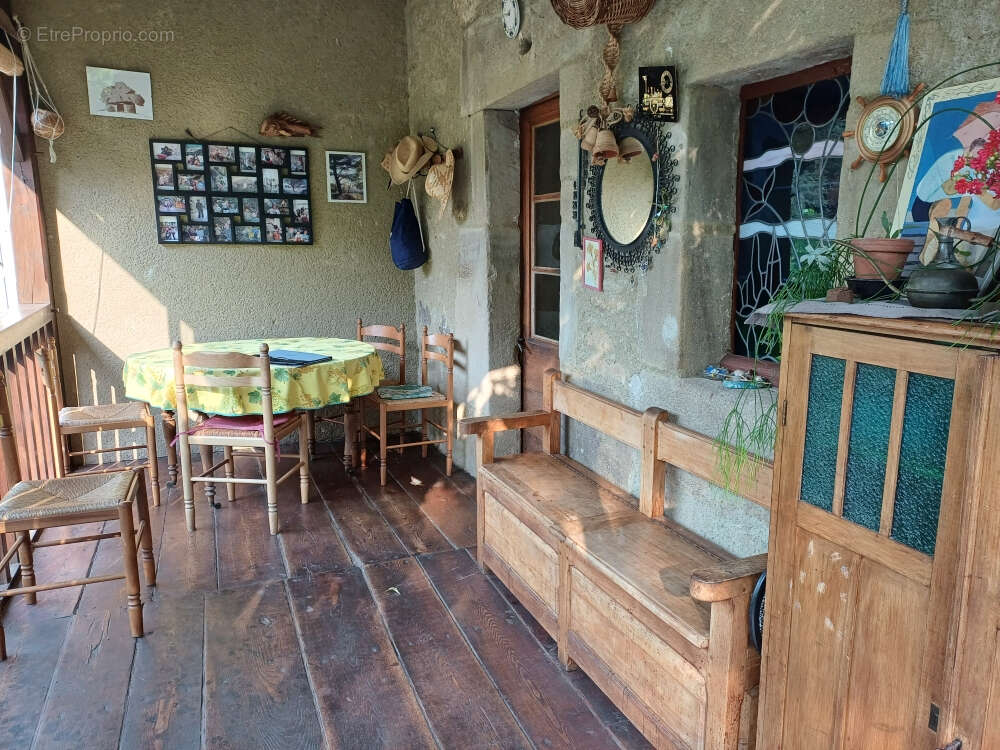 Maison à SAINT-PERDOUX