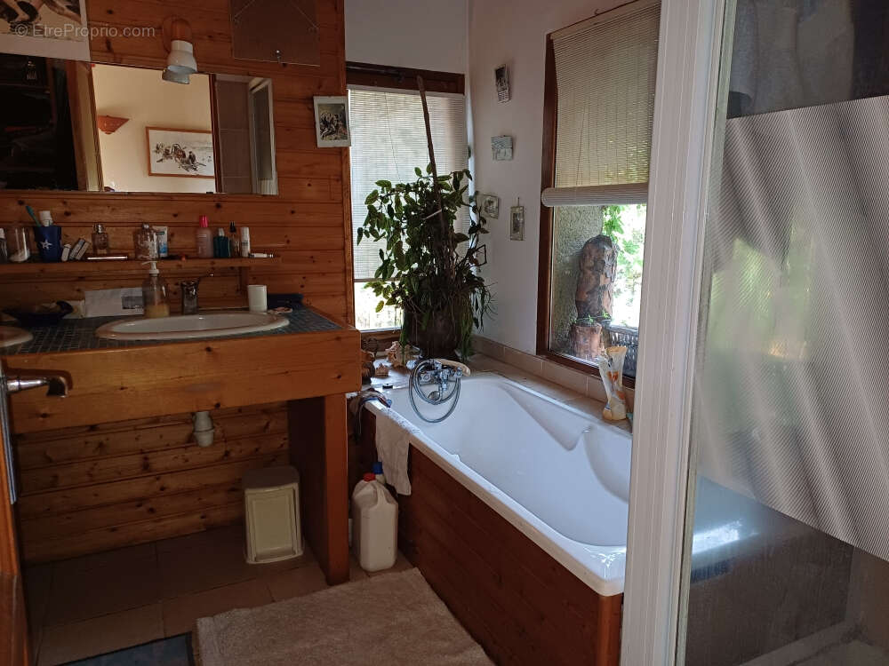 Maison à SAINT-PERDOUX