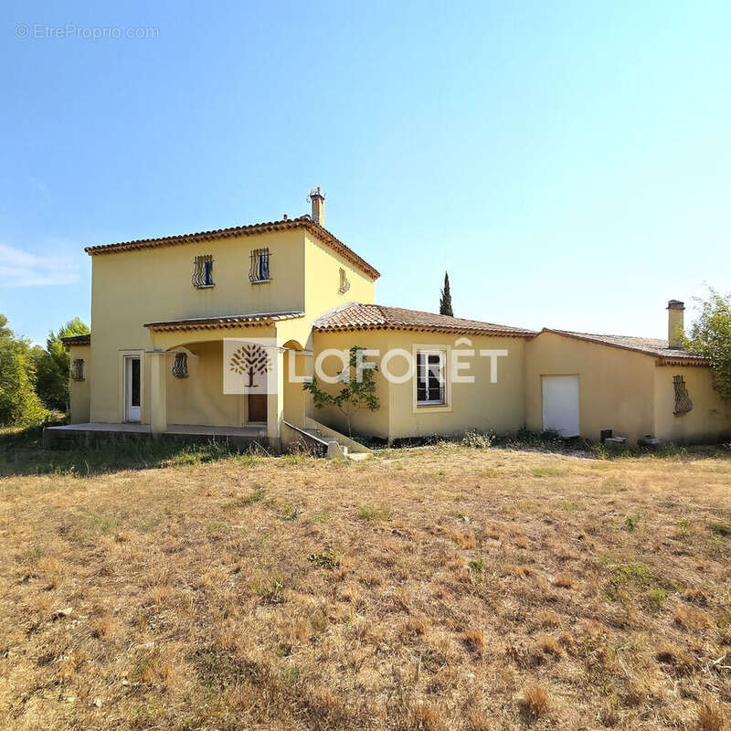 Maison à SAINT-MAXIMIN-LA-SAINTE-BAUME