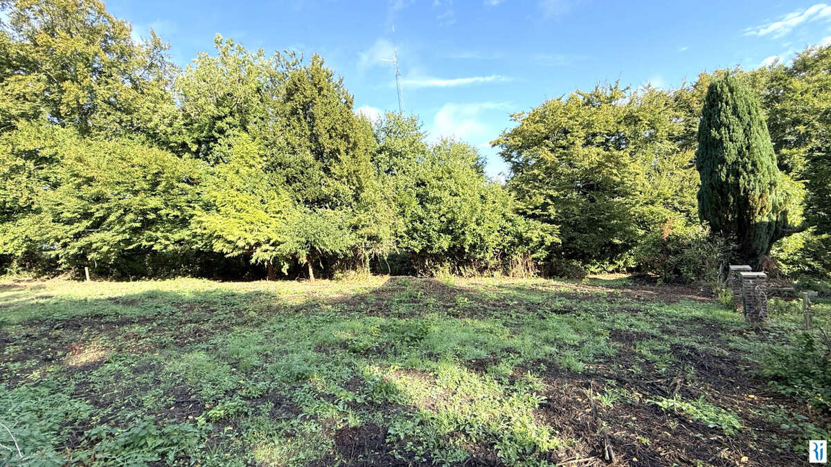 Terrain à SAINT-MARTIN-DU-VIVIER