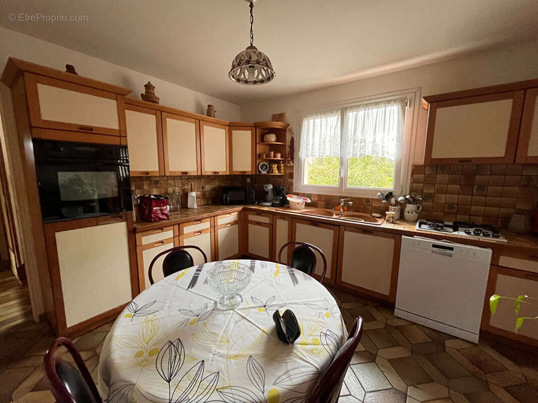 Maison à MEZIDON-CANON