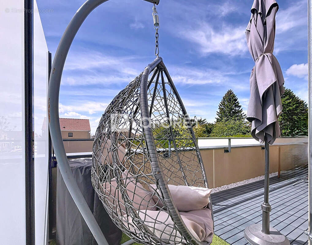 Appartement à SAINT-NOM-LA-BRETECHE
