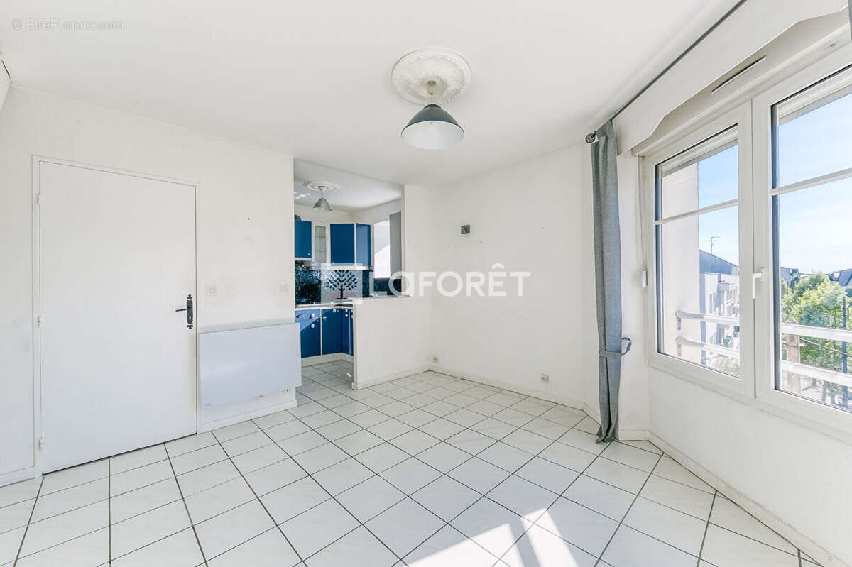 Appartement à PONTAULT-COMBAULT