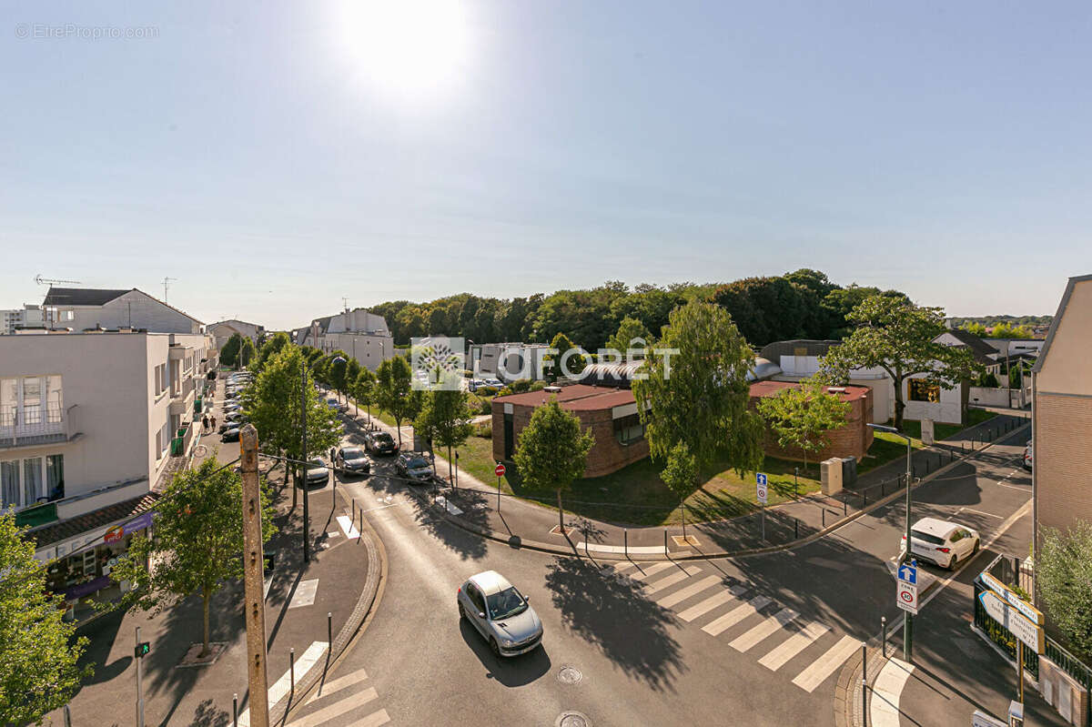 Appartement à PONTAULT-COMBAULT