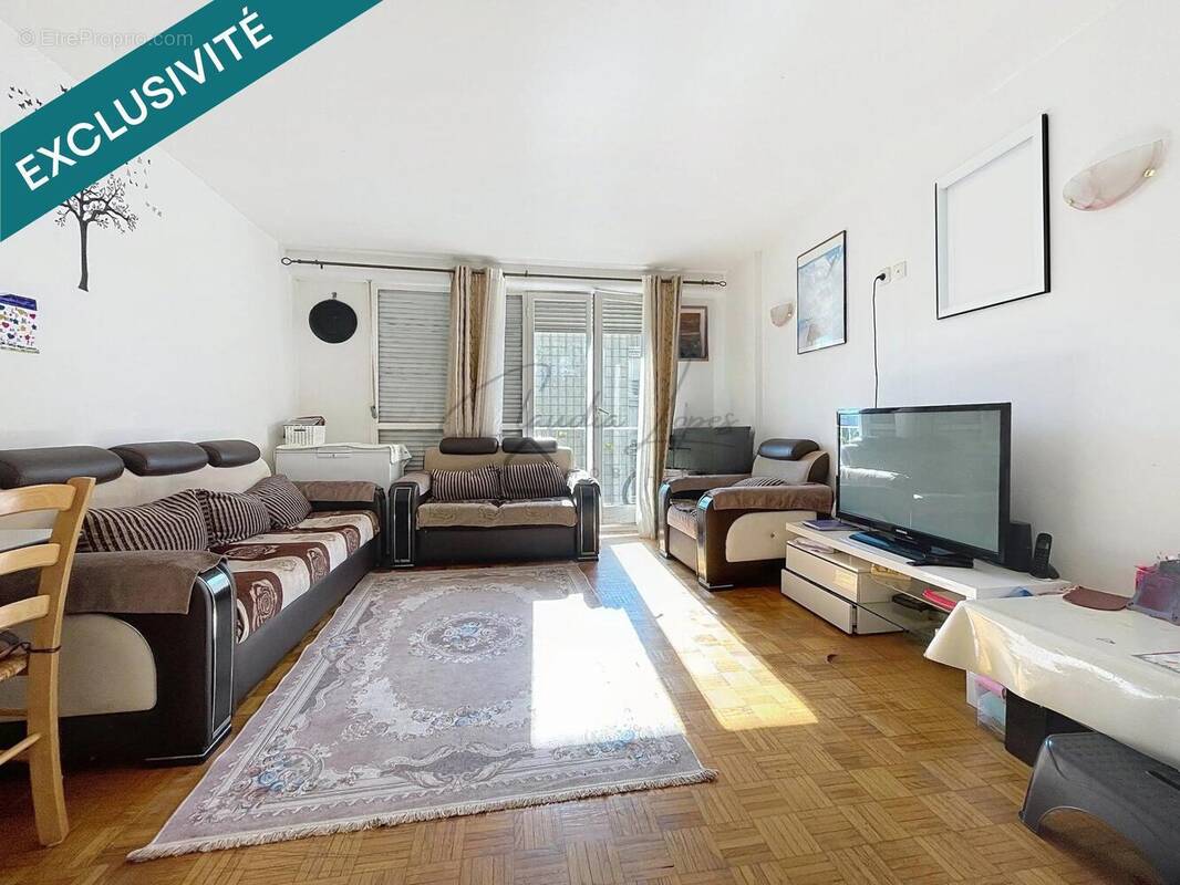 Photo 1 - Appartement à SAINT-GRATIEN