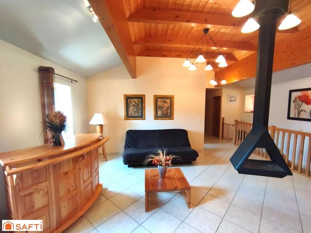 Photo 4 - Maison à LACHAPELLE-SOUS-CHANEAC