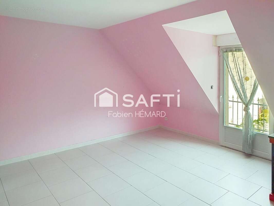 Photo 8 - Maison à ROMILLY-SUR-SEINE