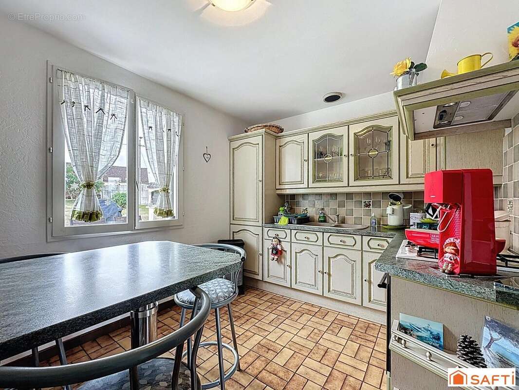 Photo 3 - Maison à VILLENEUVE-SUR-YONNE