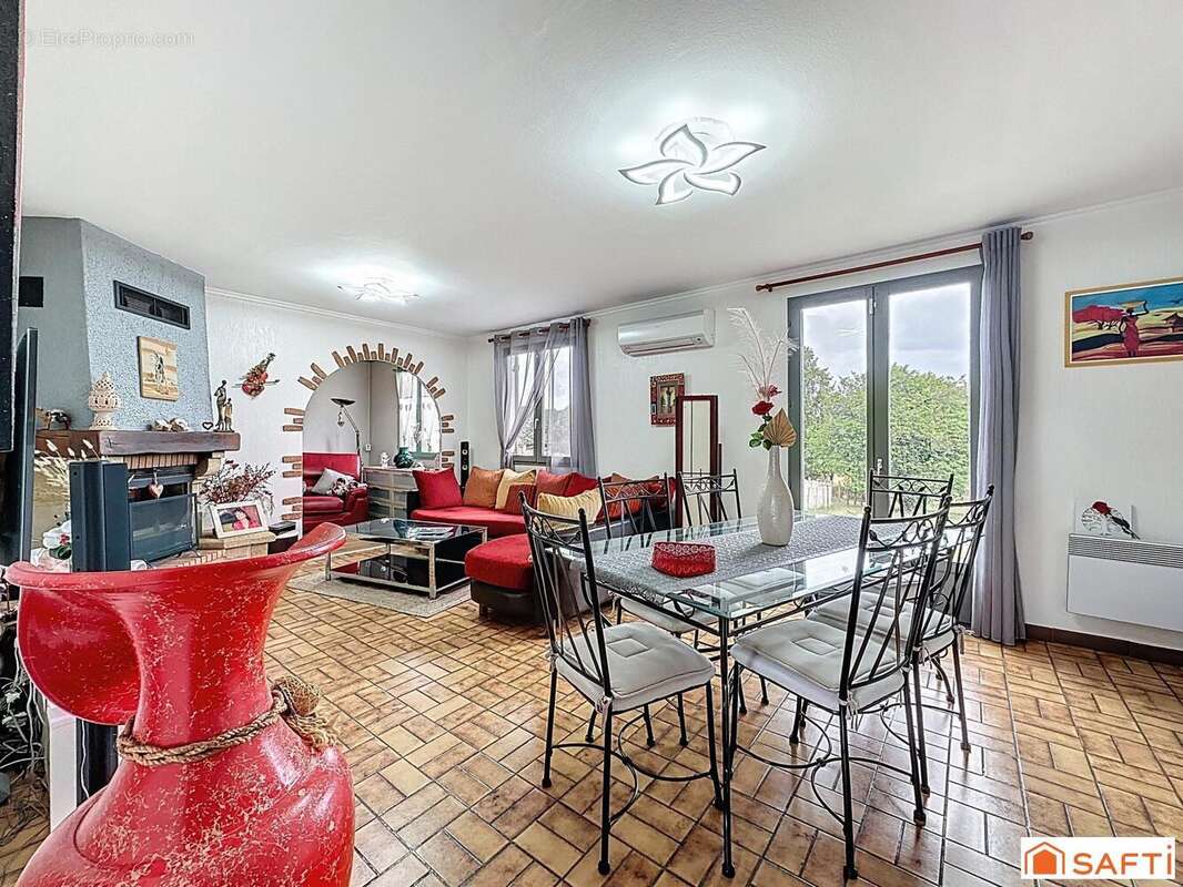 Photo 4 - Maison à VILLENEUVE-SUR-YONNE