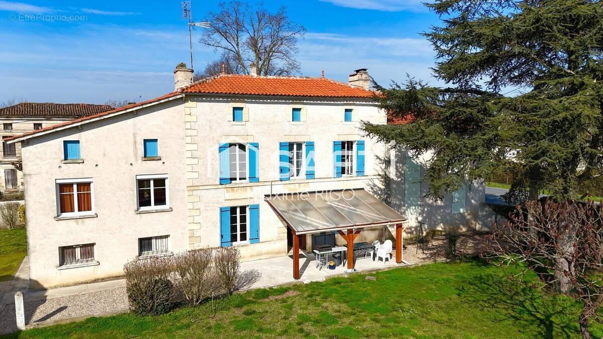 Photo 1 - Maison à SAINTE-BAZEILLE