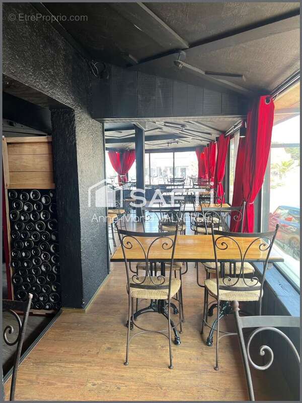 Photo 6 - Commerce à LACANAU