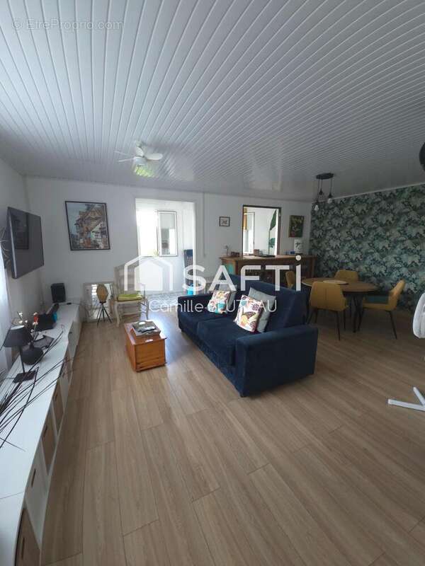 Photo 2 - Maison à RIVIERE-PILOTE