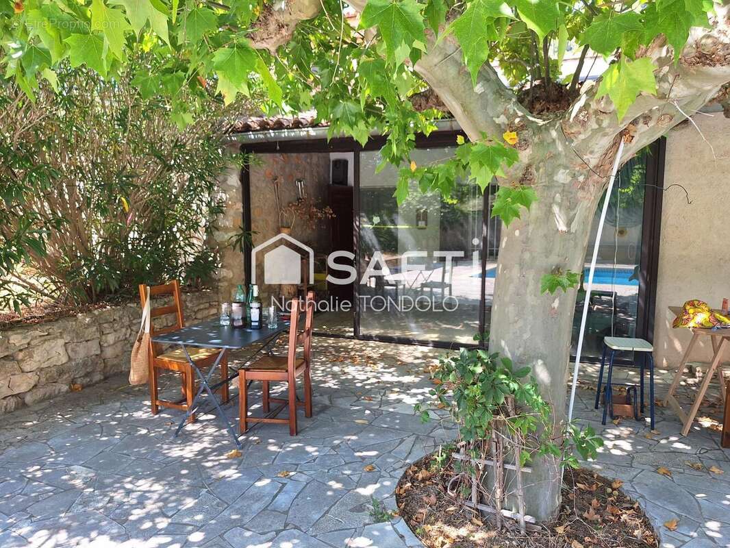 Photo 4 - Maison à CUGES-LES-PINS