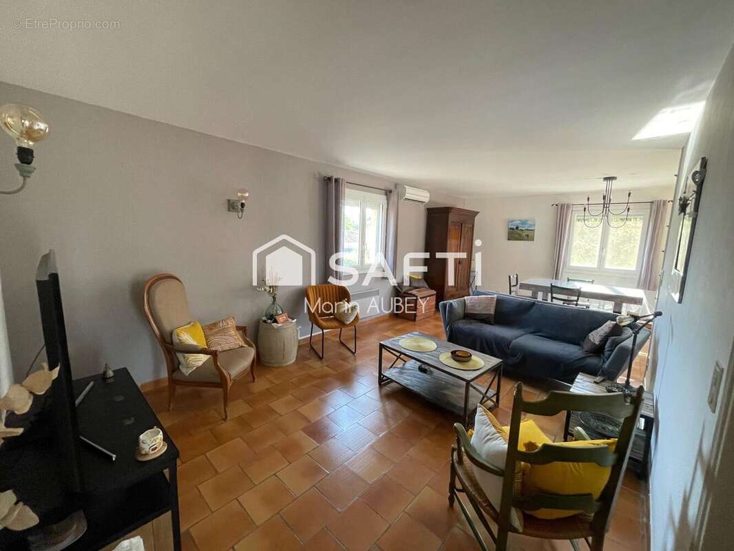 Photo 8 - Maison à SABRAN