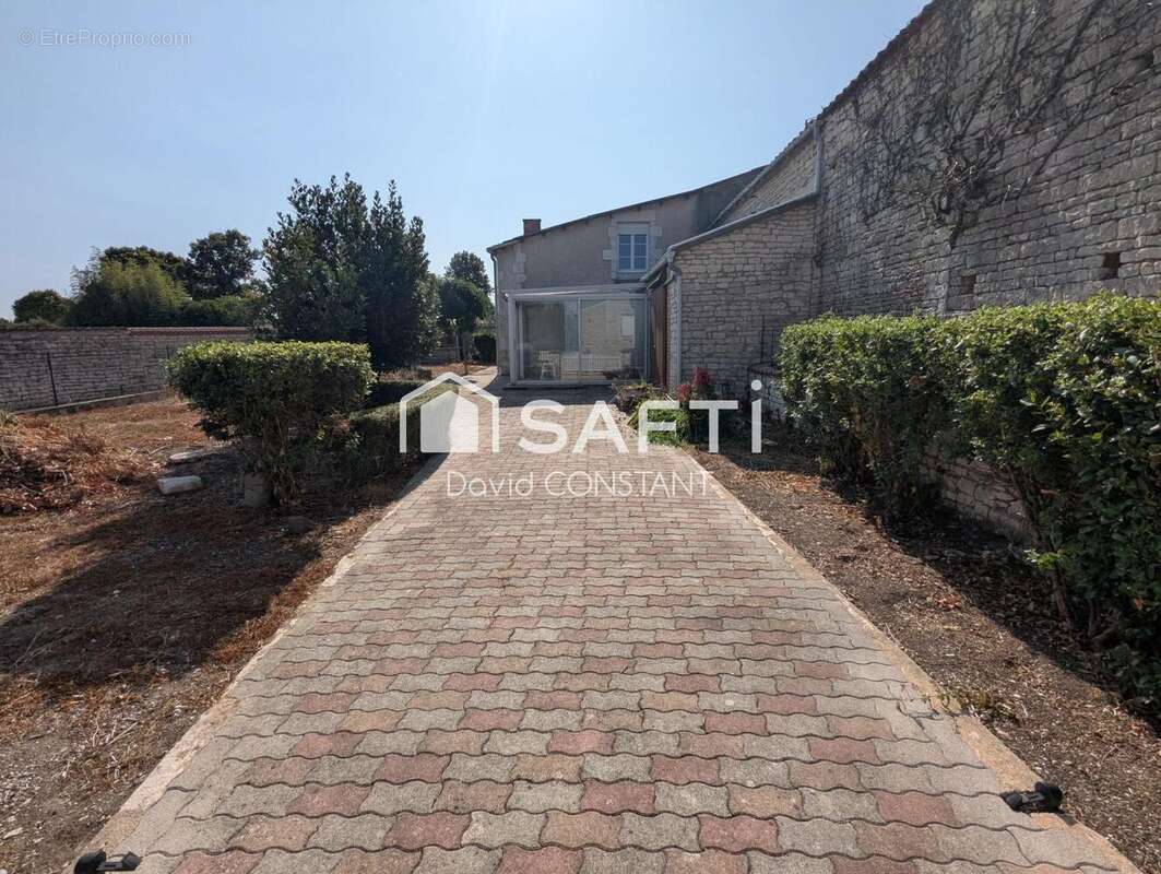 Photo 3 - Maison à MAUZE-SUR-LE-MIGNON